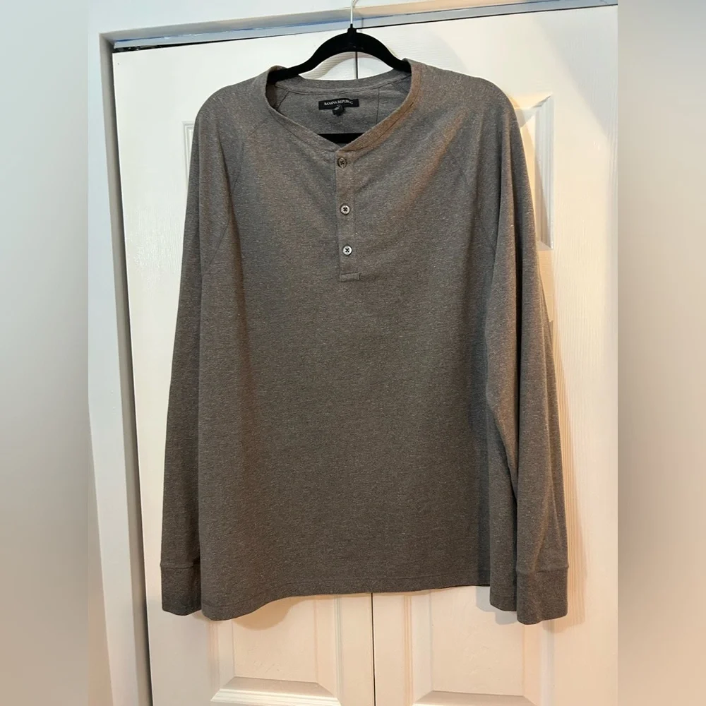 Banana Republic XL Gray Henley Long Sleeve Shirt Cotton Blend